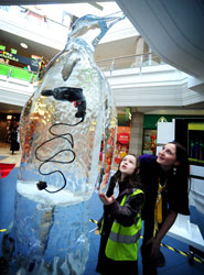 The ice penguin sculpture (made by Ice Creations Ltd)