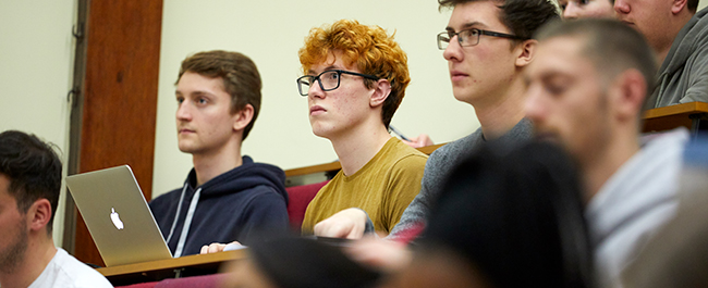 BSc Economics with Study Abroad in a Modern Language (L101)
