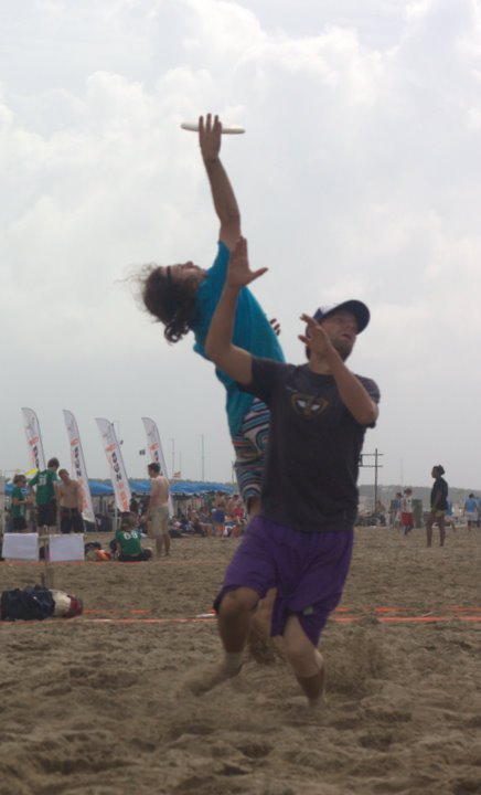 61196_683504012252_193102260_41540753_1106151_n (40K)