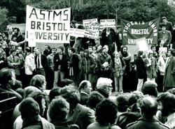 Students protest at Architecture School closure