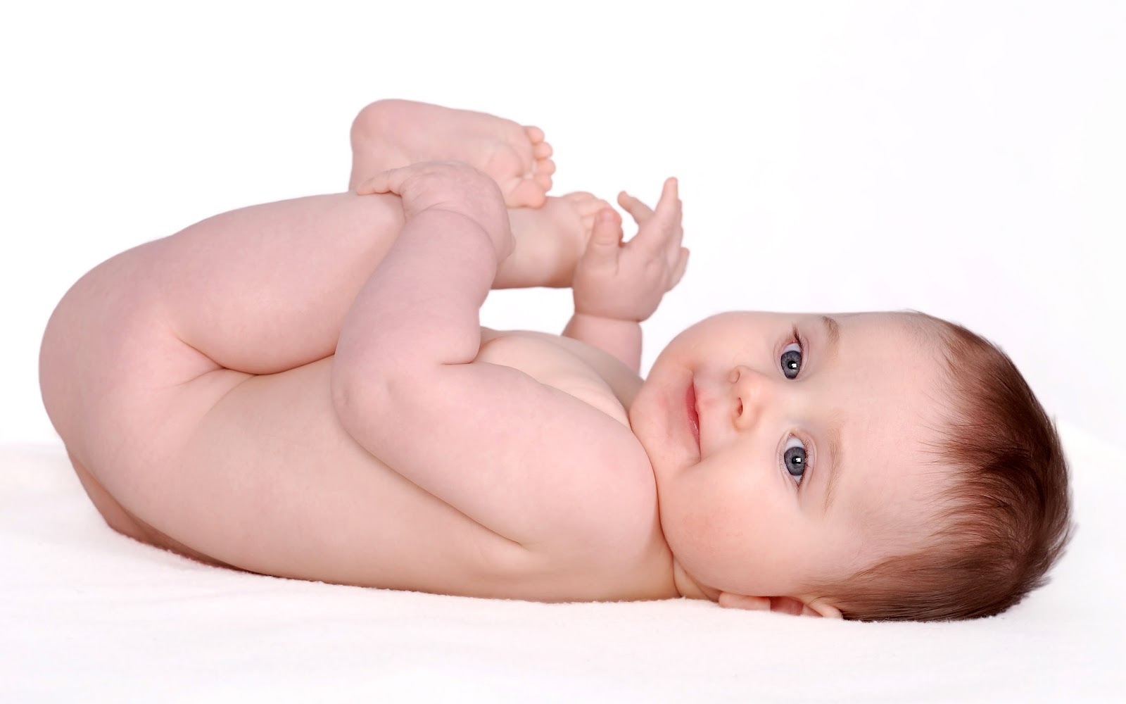 naked toddler care 