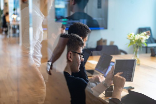 2025: Report reveals potential of AI to help UK Higher Education sector assess its res | School of Education