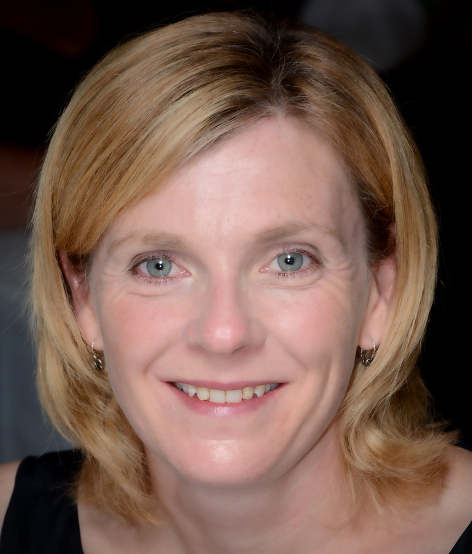 Dr Emma La Roux