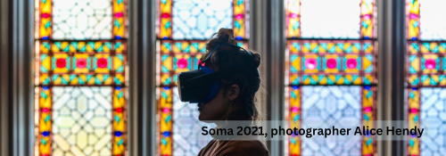 Participatory movement and virtual reality experience.