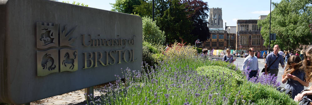 University of Bristol - Trường đại học top đầu tại Vương quốc Anh