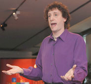Harry Witchel of the Department of Physiology gives the keynote speech at the 2007 research staff conference
