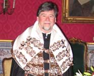 Professor Ken Fox at the ceremony