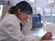 DLMs support undergraduate laboratory-based teaching