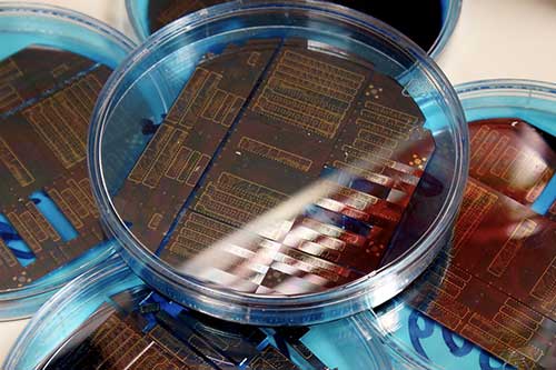 Image of wafers for quantum processing