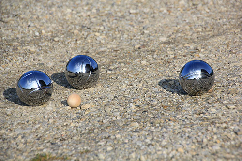 Image of petanque balls