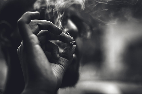 Melihat seseorang merokok dalam mimpi