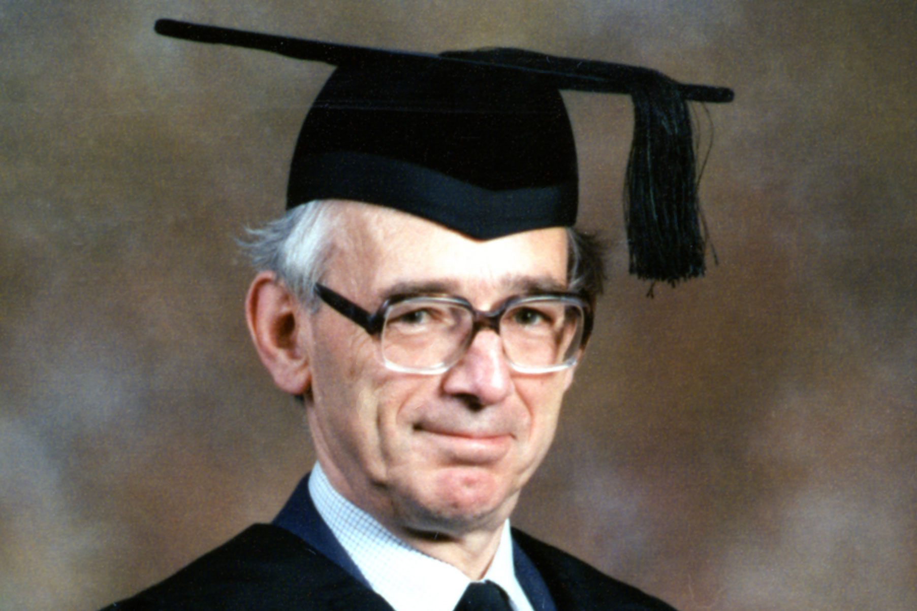 Professor David L Dineley, 1927–2022 –  – University of Bristol – All news