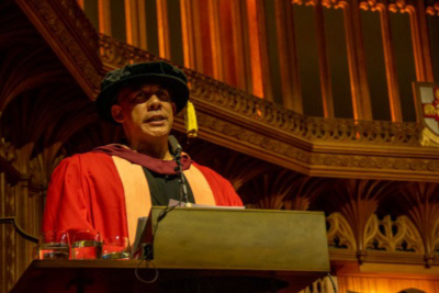 Poet & educator who ‘lived off the streets’ receives honorary degreeUniversity of Bristol – All information
