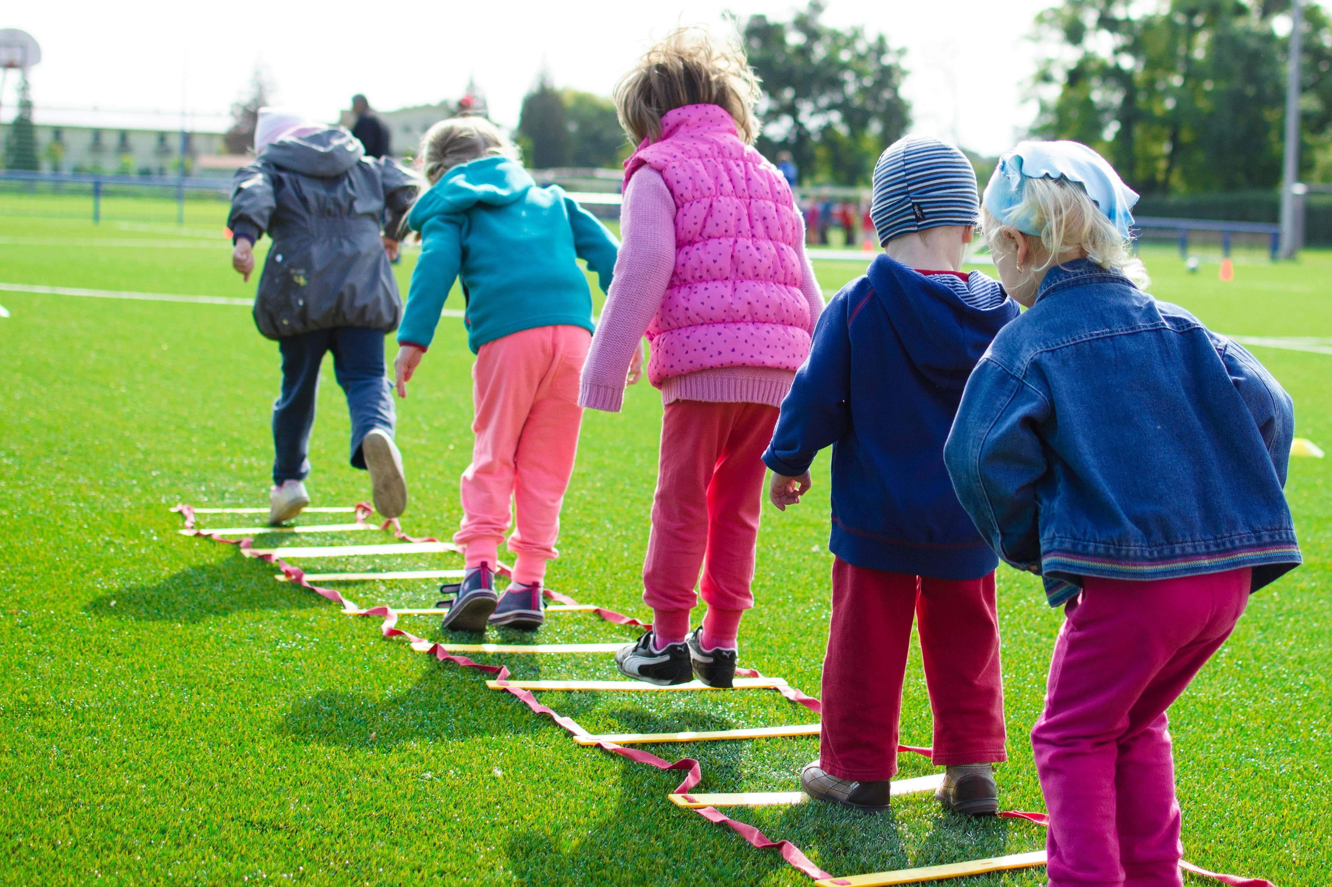 Preschoolers exercising by Lukas at Pexels